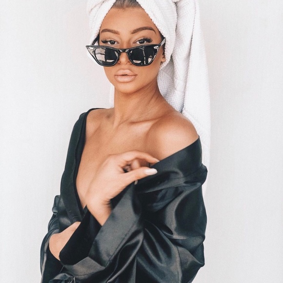 Adore Me Women’s Black Satin Belt Robe Nighty Throw-on Coverup Kink Cosplay - Picture 14 of 14